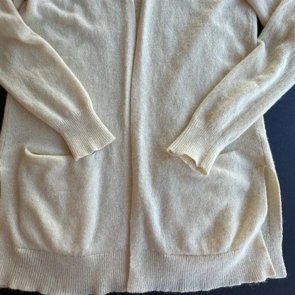 Theory 100% Cashmere | Cardigan Open Front Color:Ivory | Sz:Medium - Picture 7 of 10
